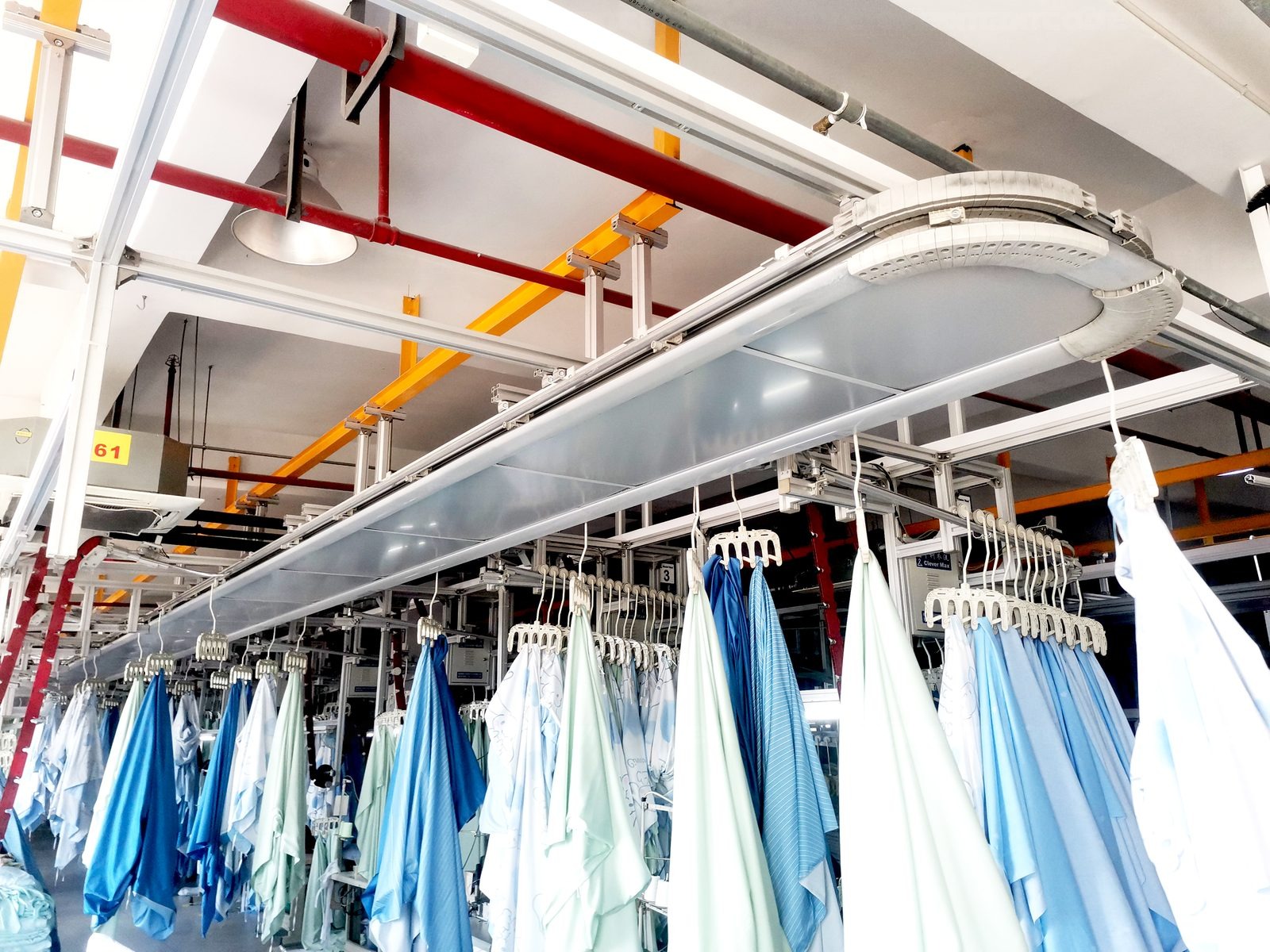 Chunyi Apparel shirt line with the CleverMax hanger system
