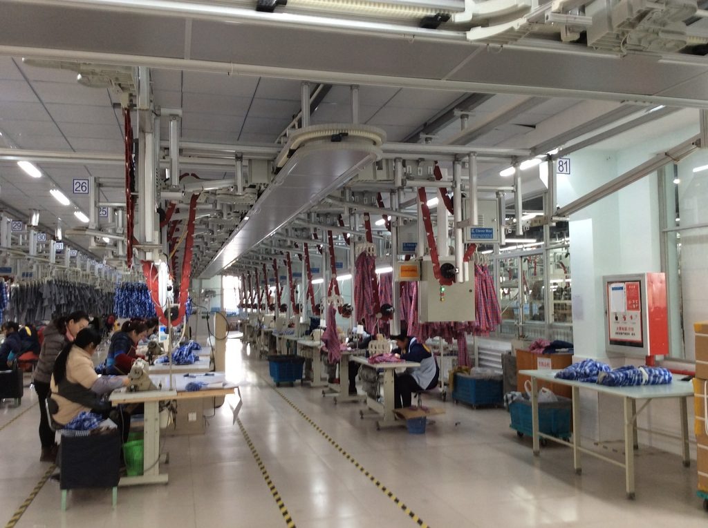 CleverMax hanger system on the production floor