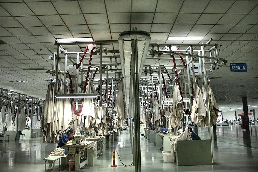 Lightweight curtain hanger system line