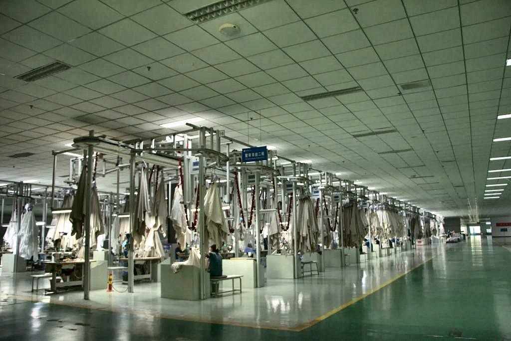Lightweight curtain hanger system line