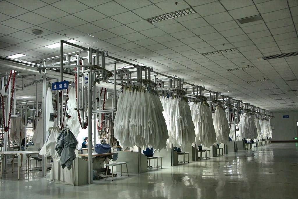 Lightweight curtain hanger system line