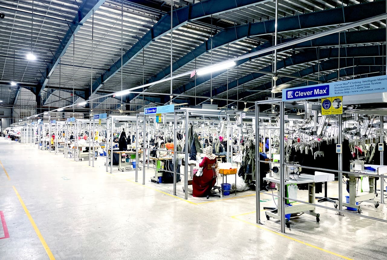 YoungOne Group apparel line running a CleverMax hanger system